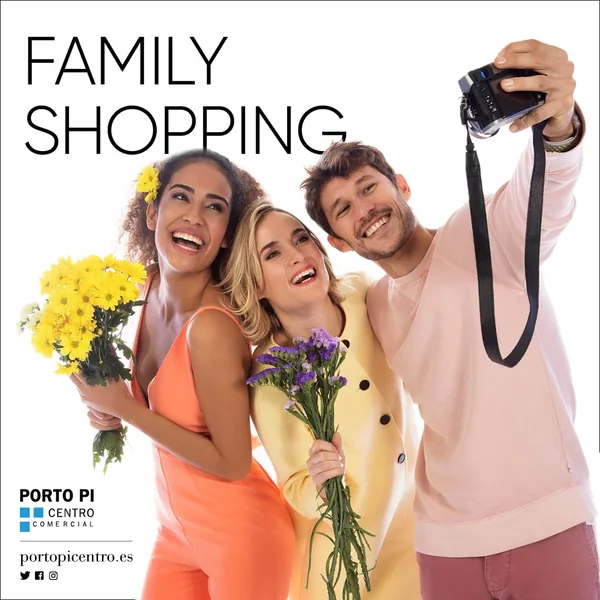 Porto Pi: anuncio en redes sociales "Family shopping" en inglés